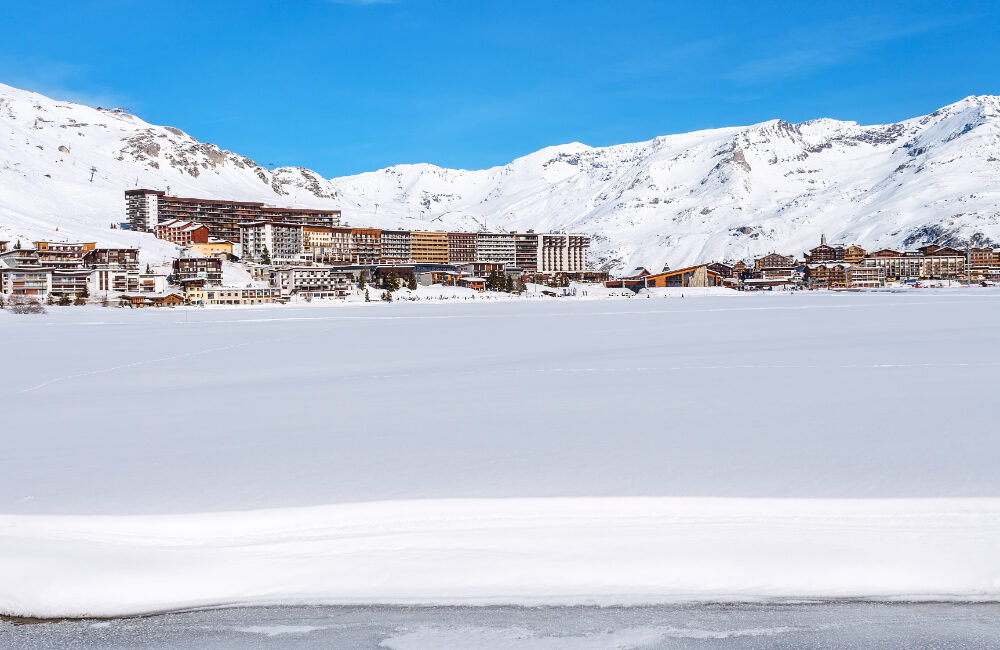 Quais são os países com neve em dezembro? Se aventure no fim do ano!